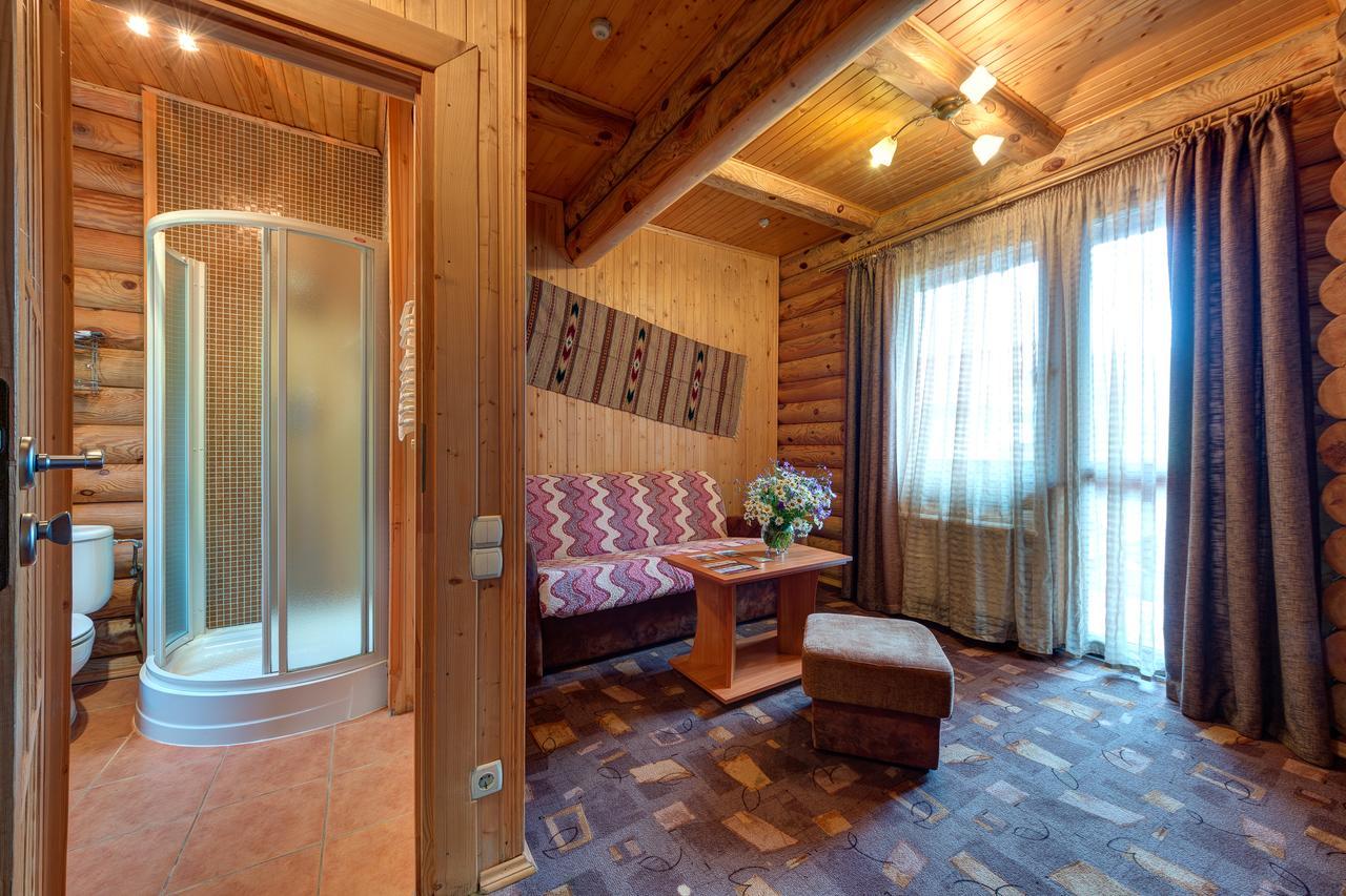 Slovyanka Hotel Slawske Exterior foto