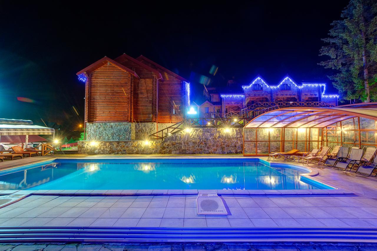Slovyanka Hotel Slawske Exterior foto